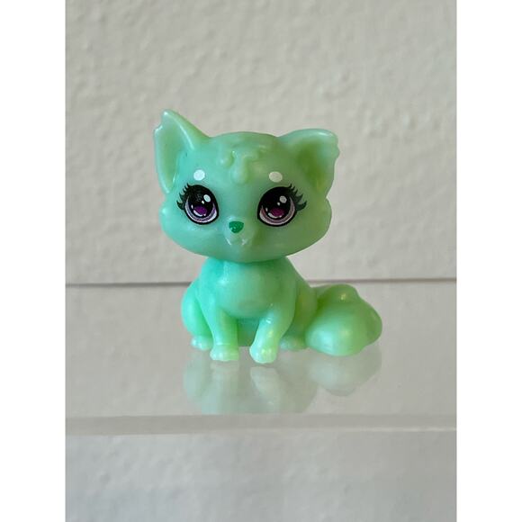 Monster High G3 Green Cat From Coffin Bean Playset Green Goo Kitty Kitten - Picture 1 of 3